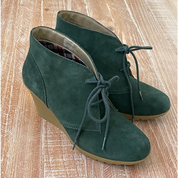 Green leather wedge bootie - Picture 4 of 13